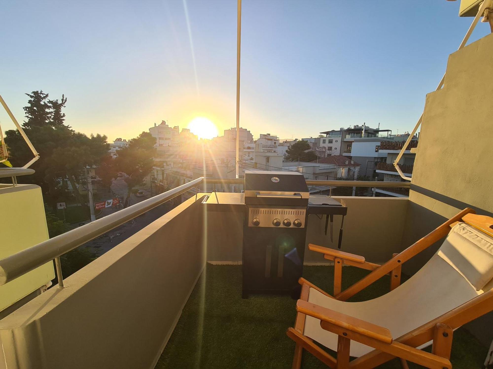 Sunny Home Private Jacuzzi Hydromassage Acropolis & Lycabettus Far View Parking 300M Metro Peristeri Athen Exterior foto