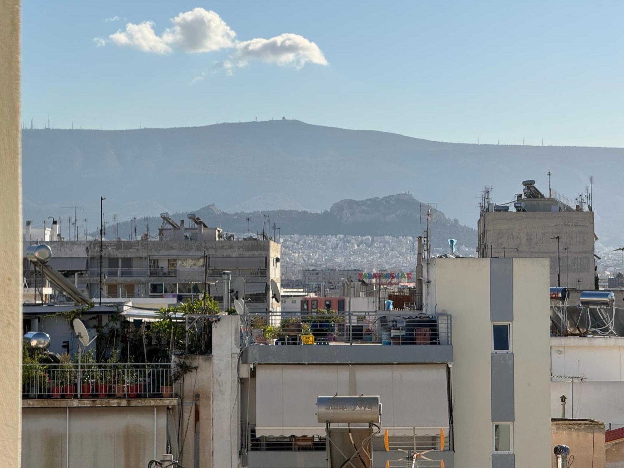 Sunny Home Private Jacuzzi Hydromassage Acropolis & Lycabettus Far View Parking 300M Metro Peristeri Athen Exterior foto