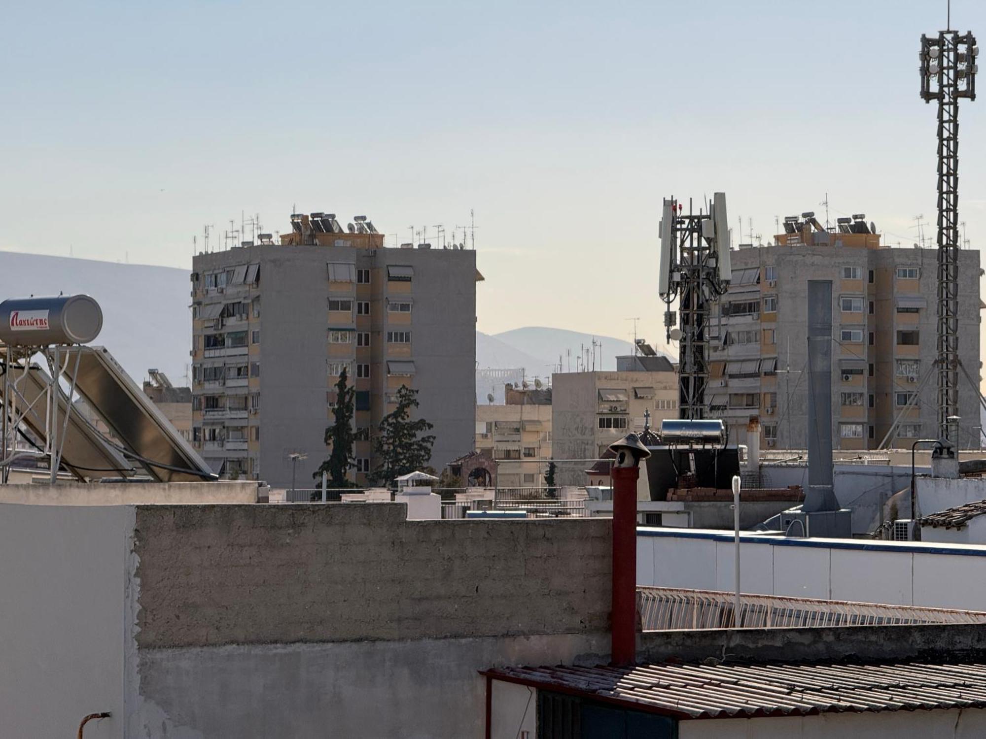 Sunny Home Private Jacuzzi Hydromassage Acropolis & Lycabettus Far View Parking 300M Metro Peristeri Athen Exterior foto
