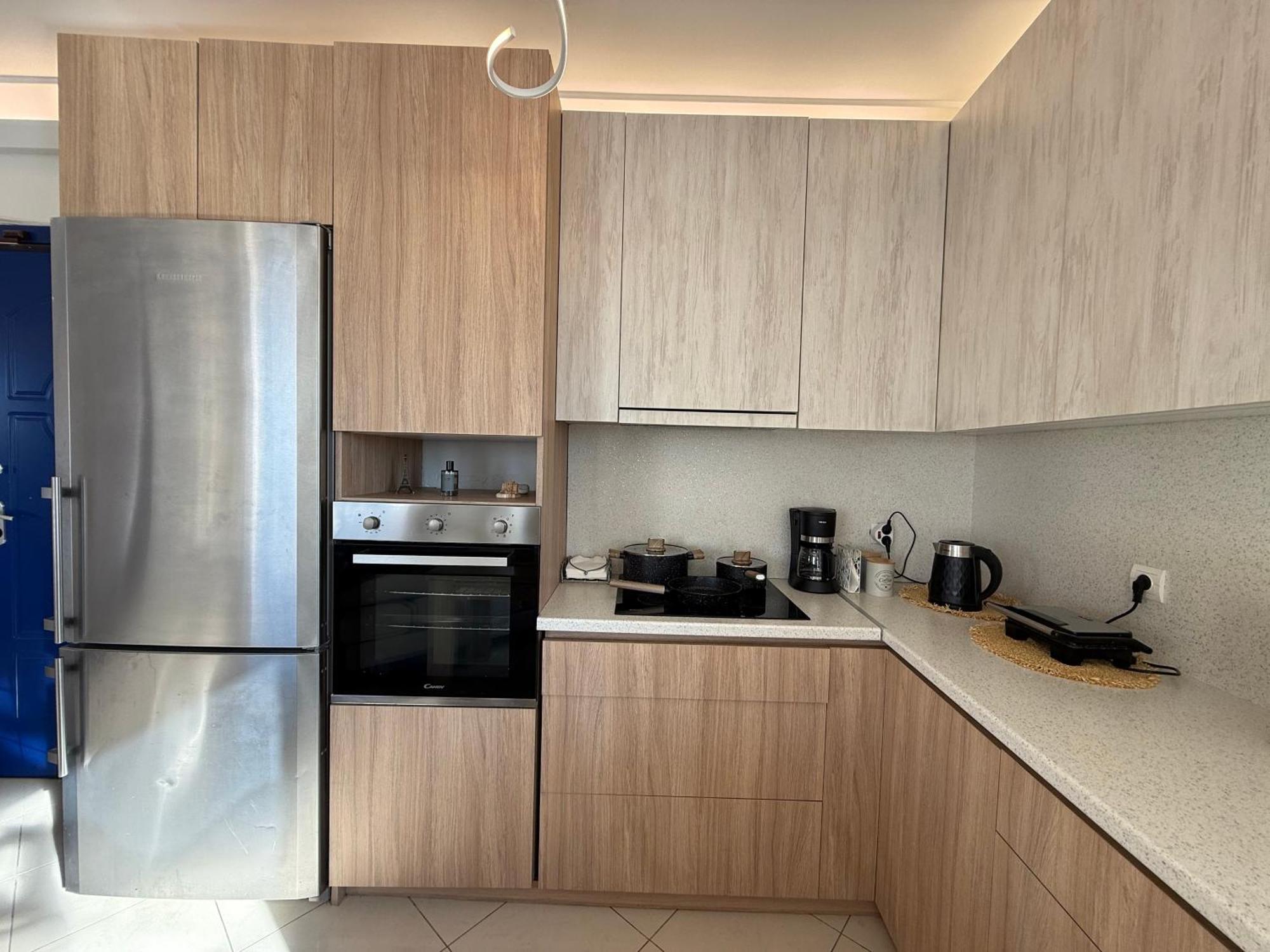 Sunny Home Private Jacuzzi Hydromassage Acropolis & Lycabettus Far View Parking 300M Metro Peristeri Athen Exterior foto