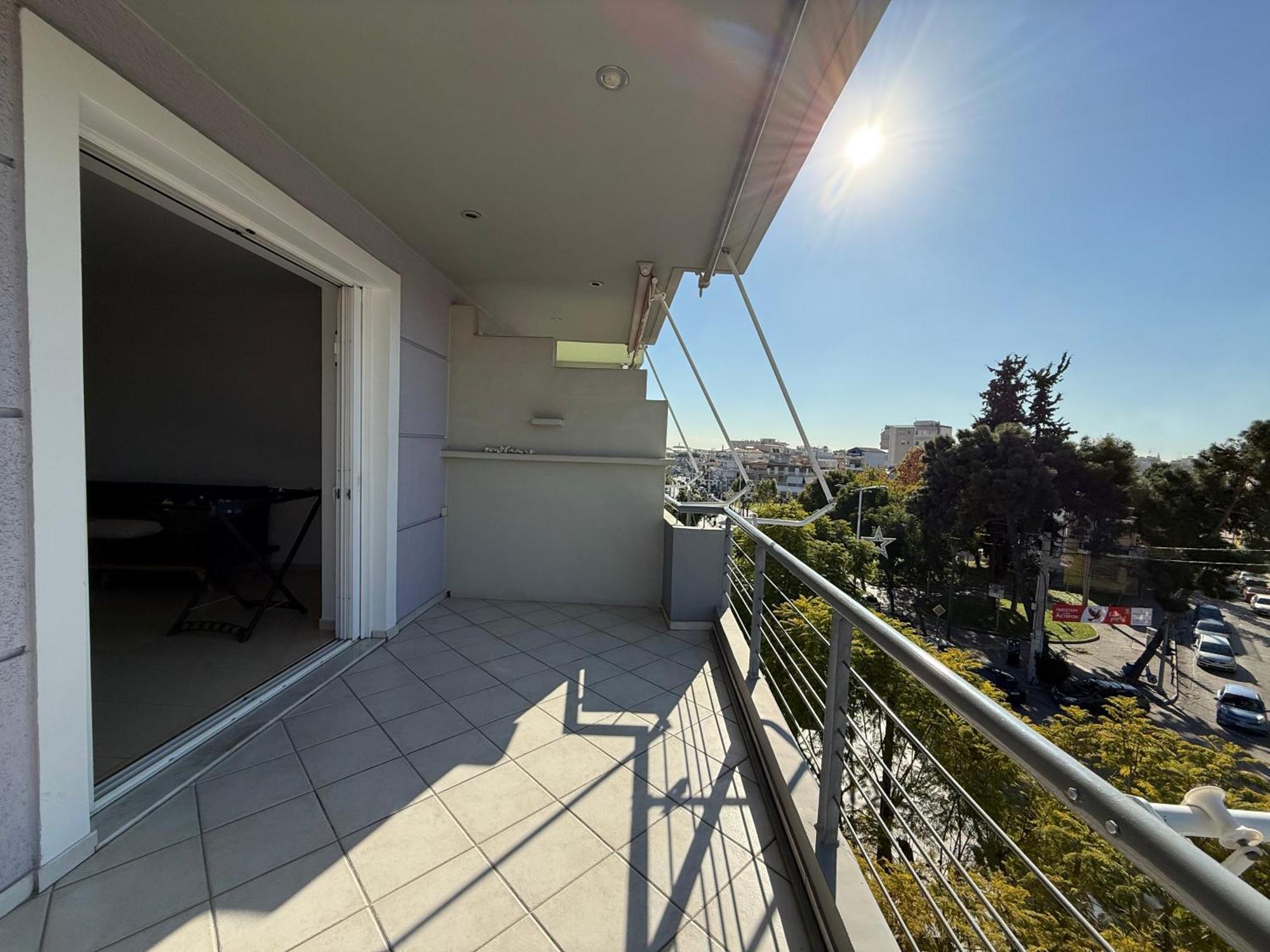Sunny Home Private Jacuzzi Hydromassage Acropolis & Lycabettus Far View Parking 300M Metro Peristeri Athen Zimmer foto