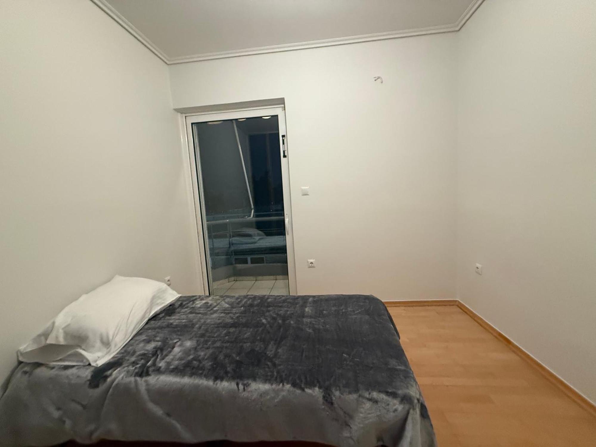 Sunny Home Private Jacuzzi Hydromassage Acropolis & Lycabettus Far View Parking 300M Metro Peristeri Athen Zimmer foto
