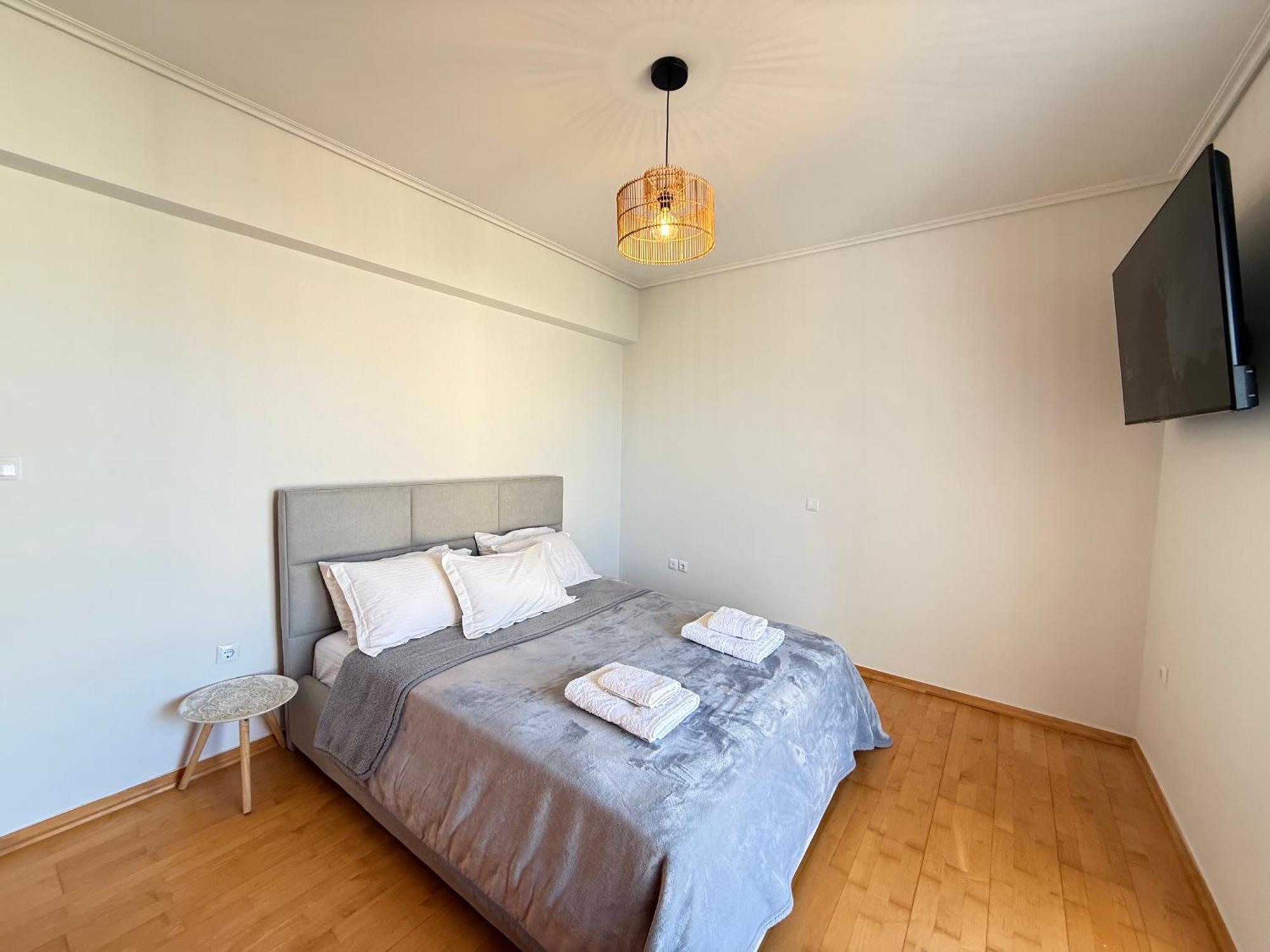 Sunny Home Private Jacuzzi Hydromassage Acropolis & Lycabettus Far View Parking 300M Metro Peristeri Athen Exterior foto