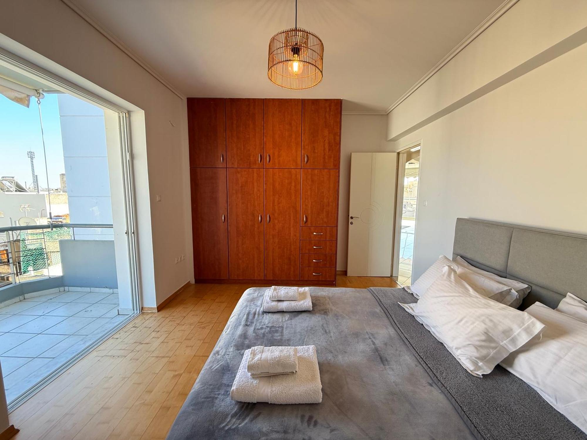 Sunny Home Private Jacuzzi Hydromassage Acropolis & Lycabettus Far View Parking 300M Metro Peristeri Athen Exterior foto
