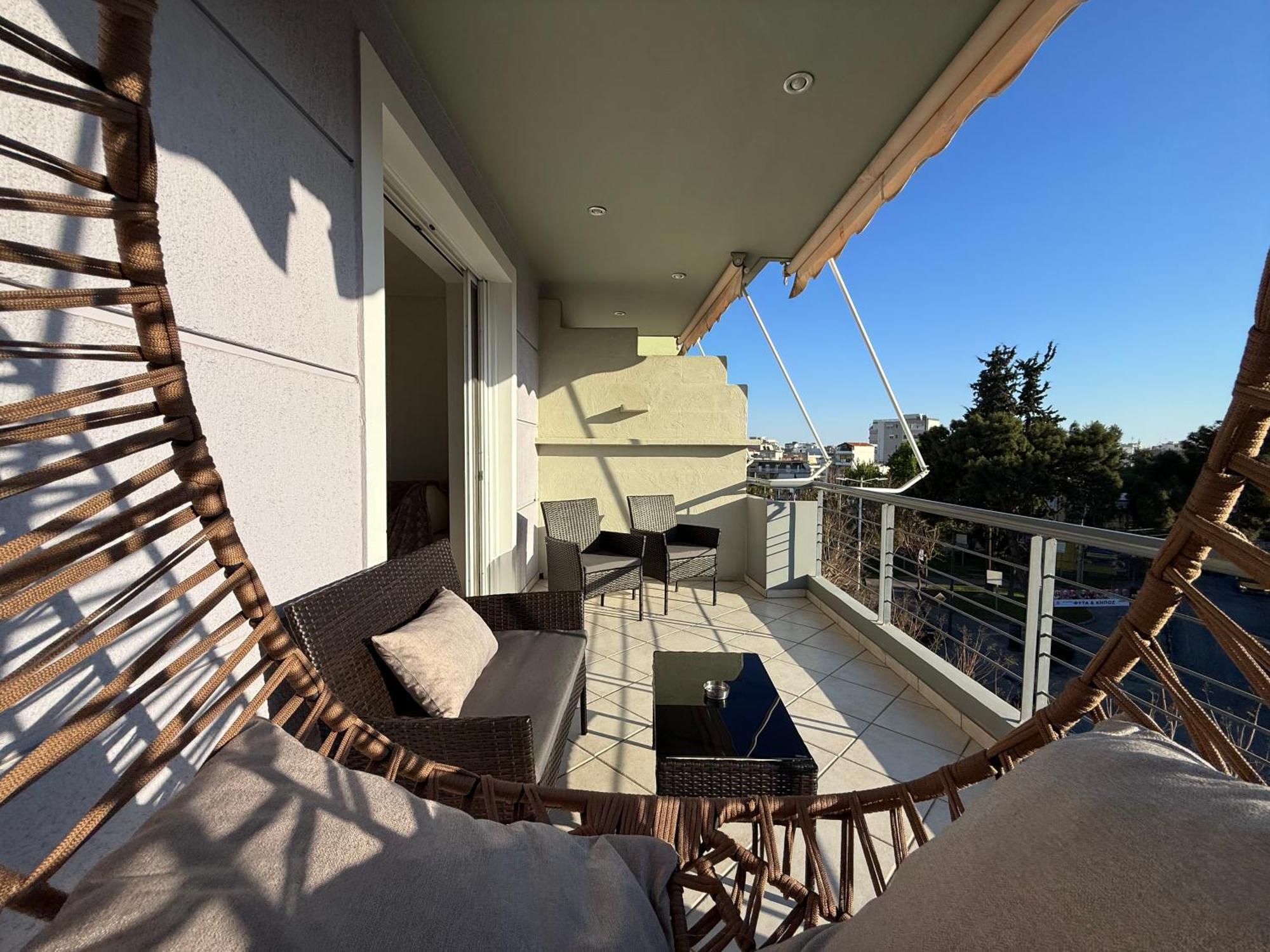 Sunny Home Private Jacuzzi Hydromassage Acropolis & Lycabettus Far View Parking 300M Metro Peristeri Athen Exterior foto